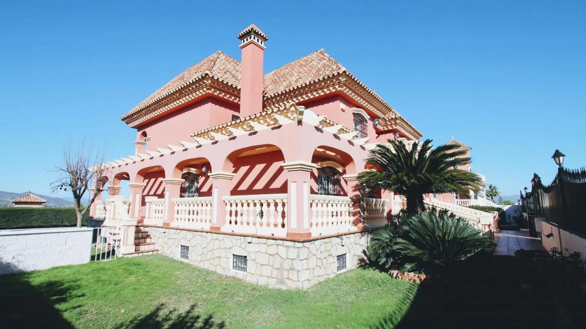 Fabulosa Villa En Alhaurin Para Familias Con Piscina Privada Alhaurin de la Torre 0*,  Spain