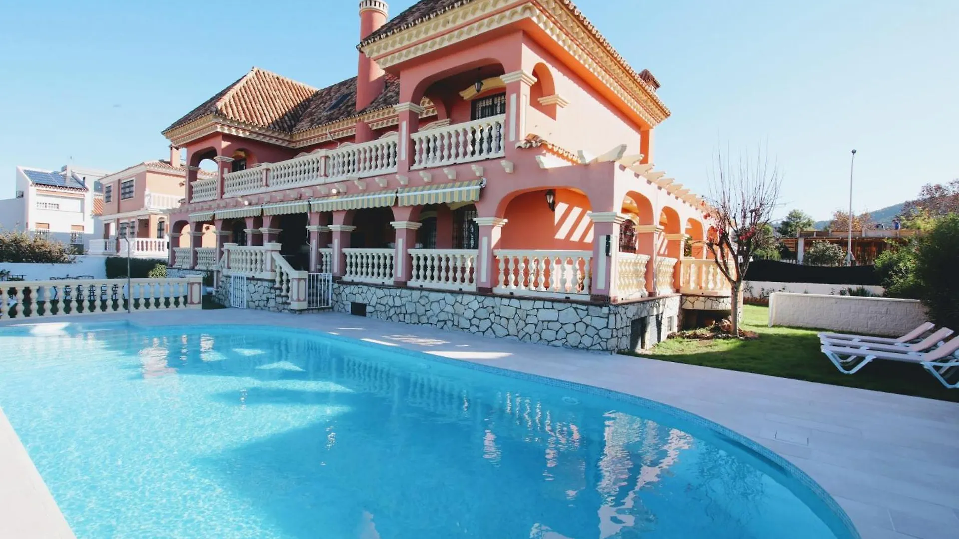 Fabulosa Villa En Alhaurin Para Familias Con Piscina Privada Alhaurin de la Torre